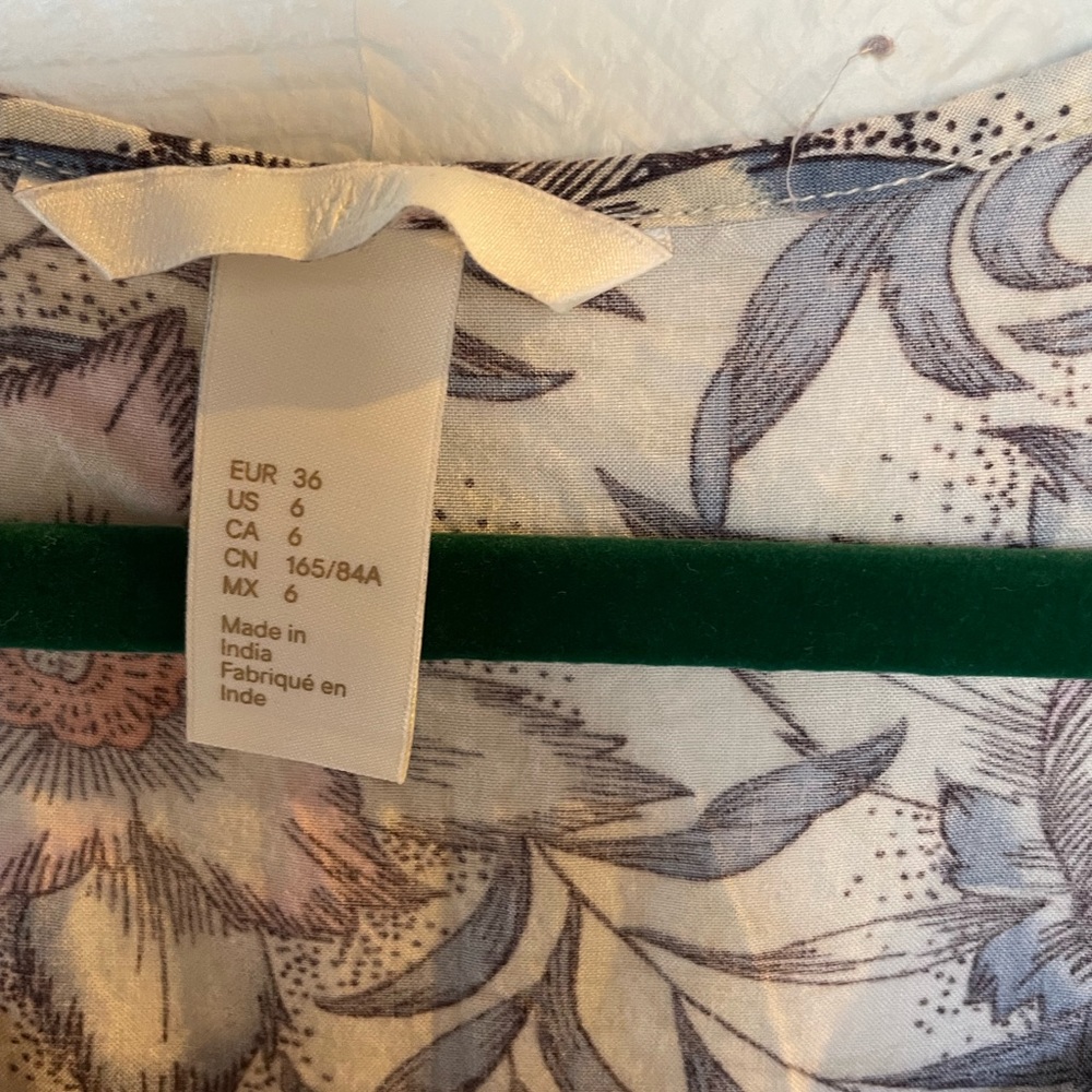 H&M Summer Tank - Picture 2 of 3